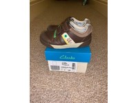 clarks size 7 toddler shoes